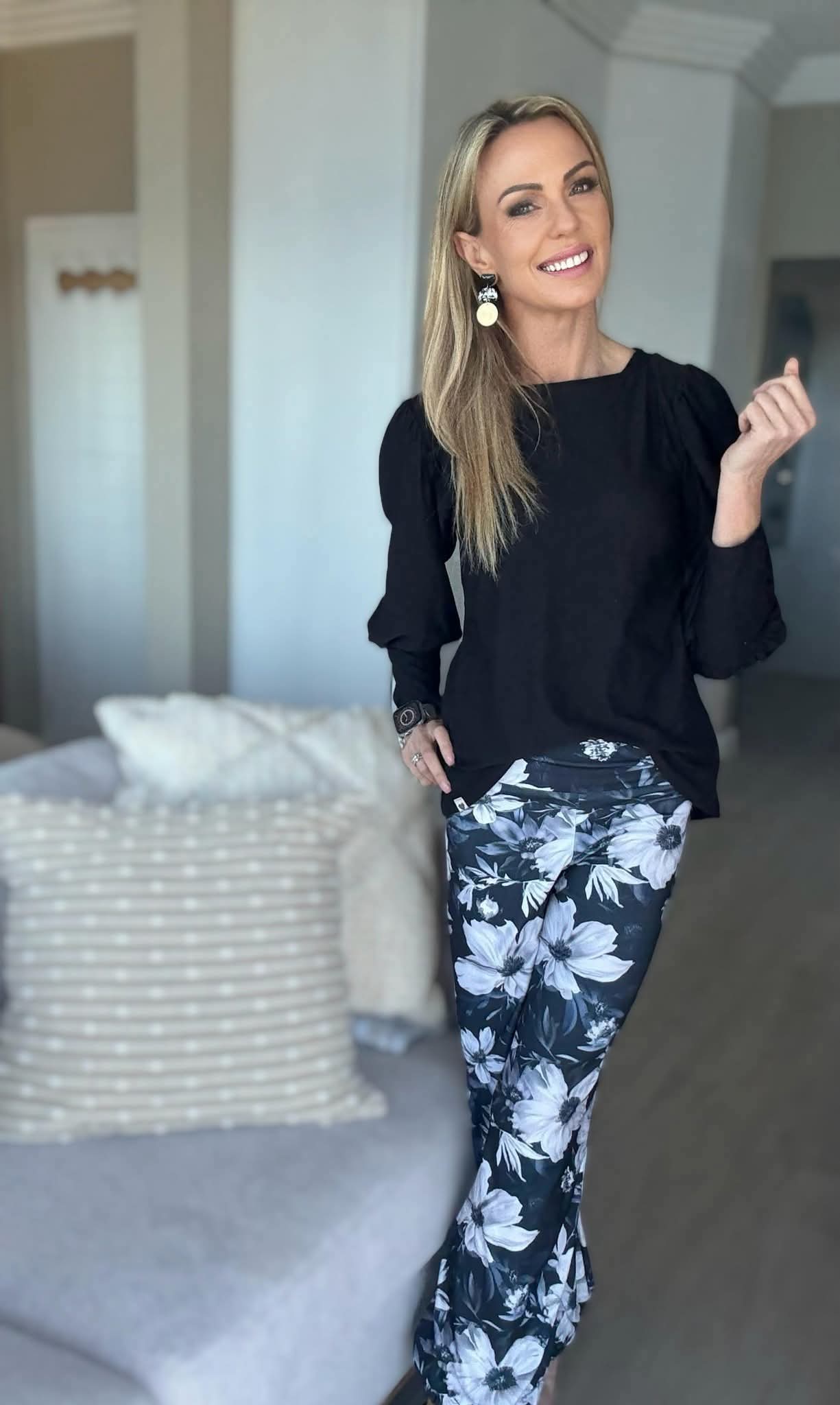 Loka Swart Suze Top - Image 2